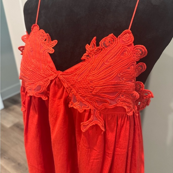 Marabelle Red Lace embroidered detail Dress open back - Picture 2 of 8